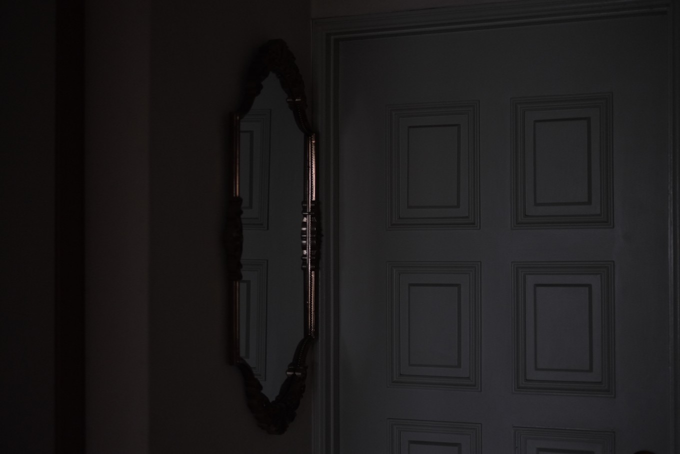 엄마의 방_Archival pigment print_21x29.7cm_2014_김영훈